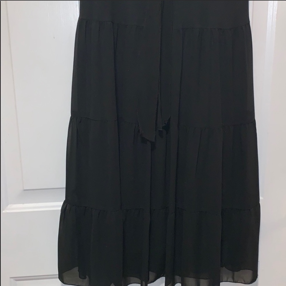 Connected Apparel Black Midi Dress Sz 10 Sleeveless VNeck Tiered Chiffon Classic - Picture 3 of 6